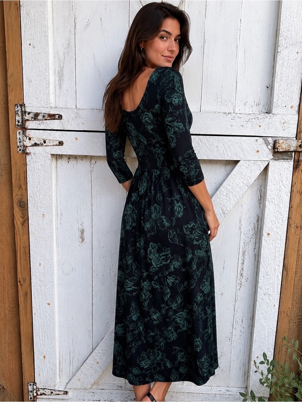 Vintage made in USA Black Floral Scoop Neck Midi Dress pockets 😍